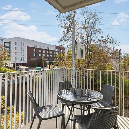 Luxury On The River 4 Beds 2.5 Bath, Walk To Downtown Appartement Nashville Buitenkant foto