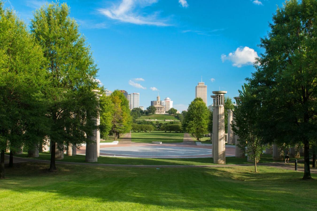 Luxury On The River 4 Beds 2.5 Bath, Walk To Downtown Appartement Nashville Buitenkant foto